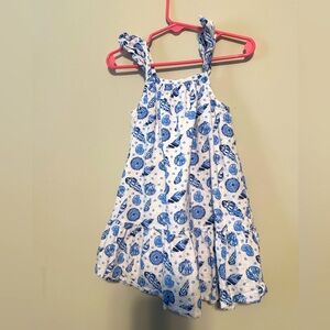 Vineyard vines toddler 2T Dress
Lined. Great condition. 
Print: ocean breeze